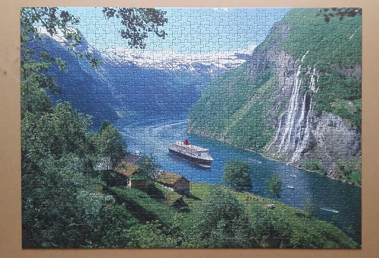 Norwegischer Fjord 1000 Pieces ( Ravensburger Puzzle )