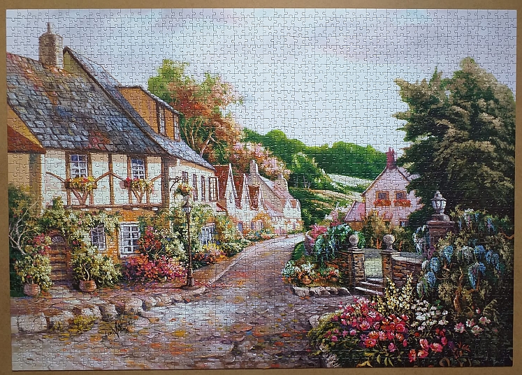 The Town by Carl Valente 2000 Pieces ( Art Puzzle )
