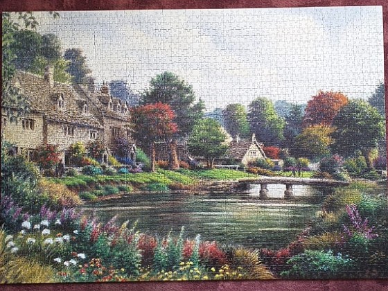 Mountain Village by Colin Newman 2000 pieces ( Art Puzzle )