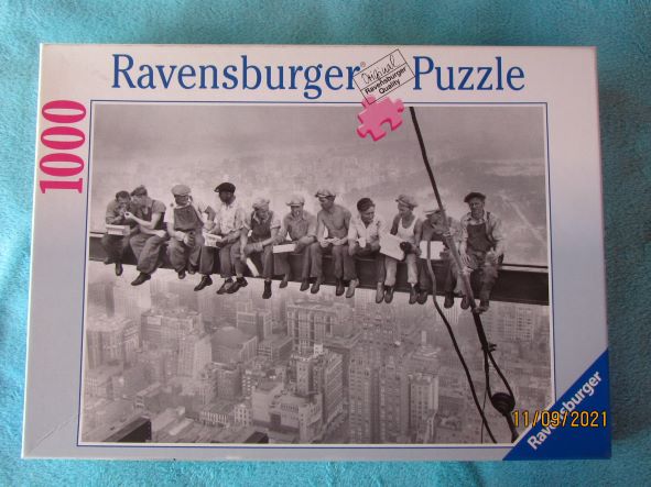 RAVENSBURGER  15 618 4	Lunchtime 1932	1000 Bestand Nr. 006