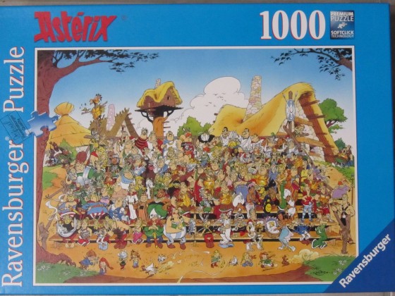 Familienfoto	1000	RAVENSBURGER	2006	Asterix	15 434 0	Breite 70 x 50		Bestand Nr. 030 2045