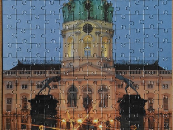 Puzzlen hält fit - Das Schloß Charlottenburg mit dem schönen Reiterstandbild