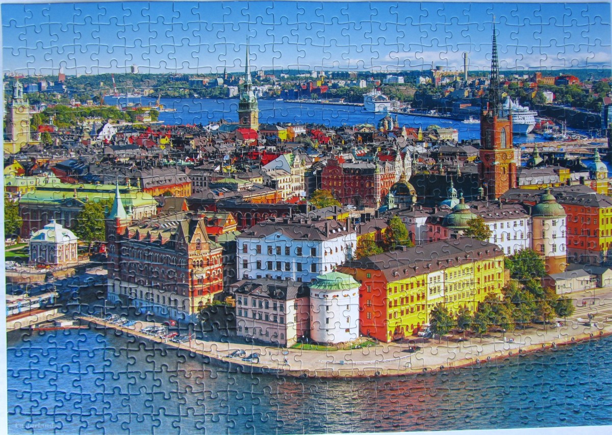 The old town of Stockholm, Sweden	500	CASTORLAND	Nach 2014		B-52790		Breit	47 x 33 Bestand Nr. 098 2250