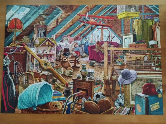 The cluttered attic, 500 Teile (Castorland)