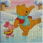 Winnie und Ferkel (C)	49	RAVENSBURGER	1999 Disney Winnie the Pooh	3x49	09 223 9	 Quadrat 17,8 x 17,8		Bestand Nr. 048 2221